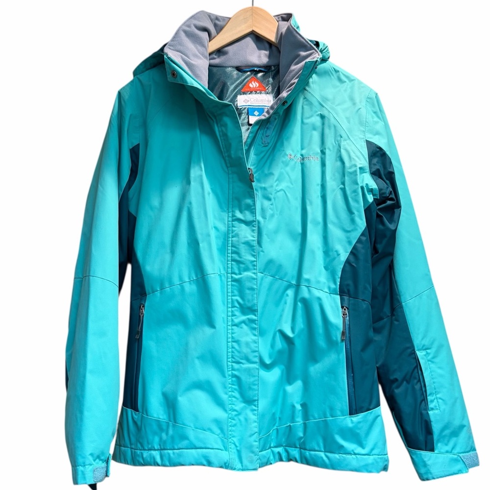 Columbia women’s size large teal/green winter coat